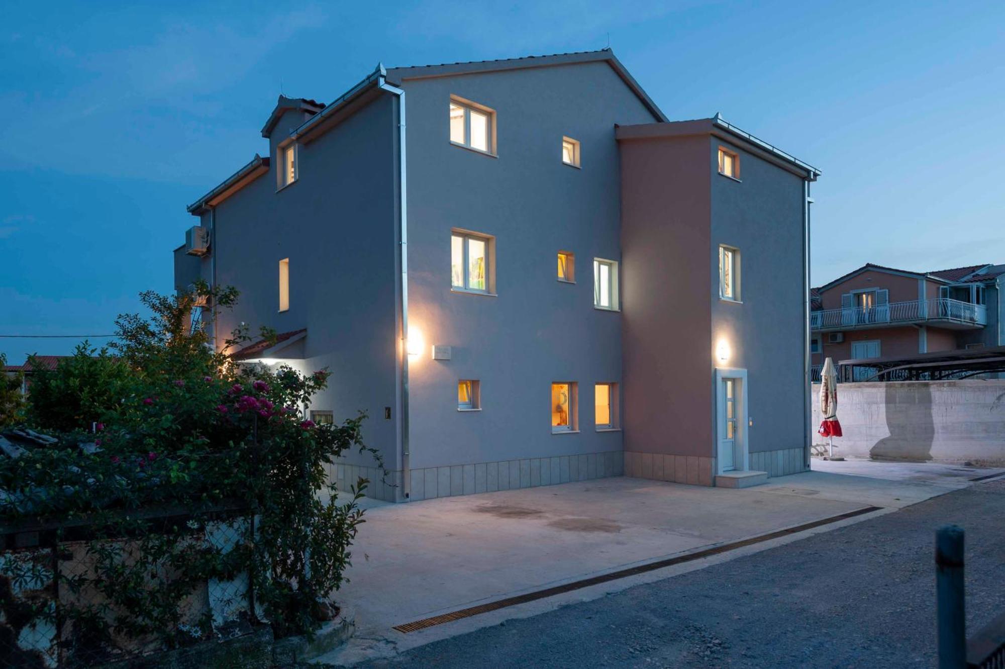 Apartment Sunshine, Sunrise, Sunset Kaštela Exterior foto