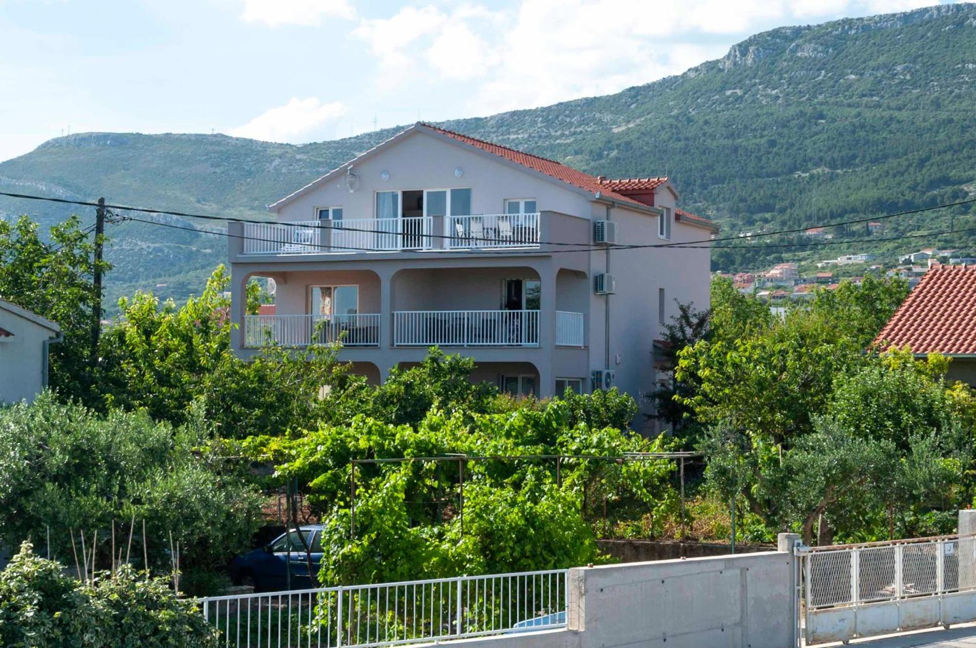 Apartment Sunshine, Sunrise, Sunset Kaštela Exterior foto